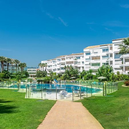 Puerto Banus Finest 2-Bdrm Apt - 50 Metres To Beach Marbella Bagian luar foto