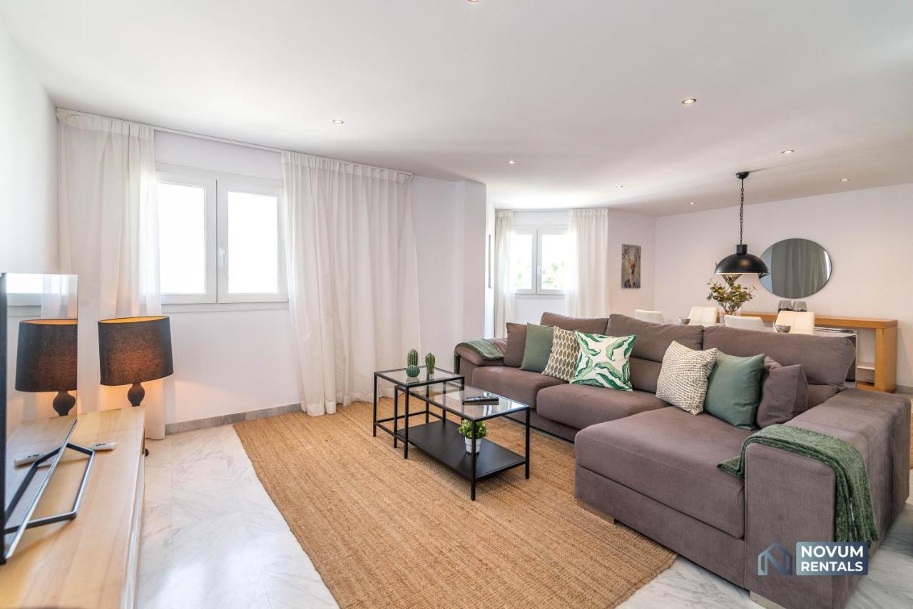 Puerto Banus Finest 2-Bdrm Apt - 50 Metres To Beach Marbella Bagian luar foto