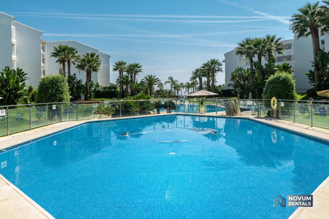 Puerto Banus Finest 2-Bdrm Apt - 50 Metres To Beach Marbella Bagian luar foto
