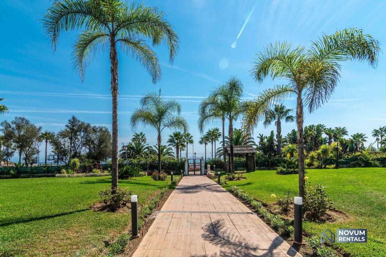 Puerto Banus Finest 2-Bdrm Apt - 50 Metres To Beach Marbella Bagian luar foto