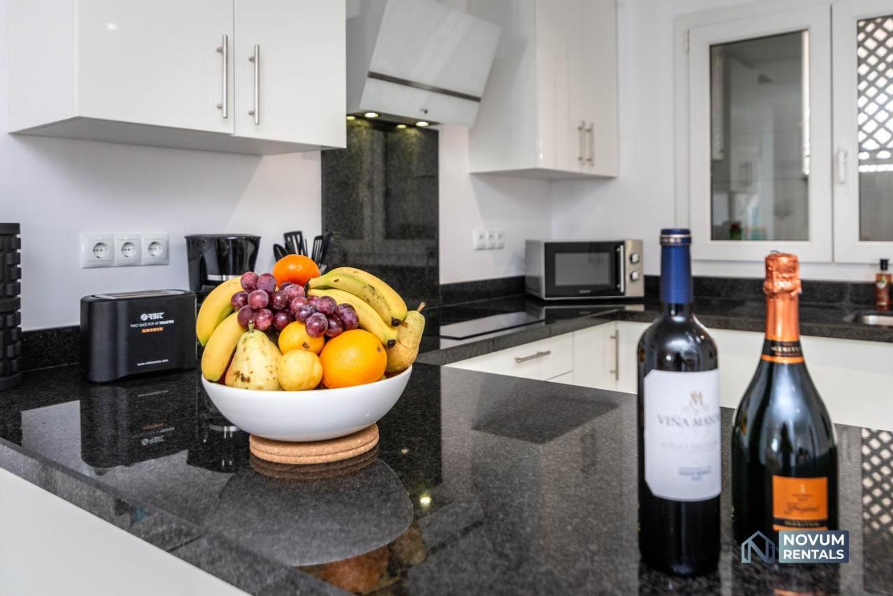 Puerto Banus Finest 2-Bdrm Apt - 50 Metres To Beach Marbella Bagian luar foto