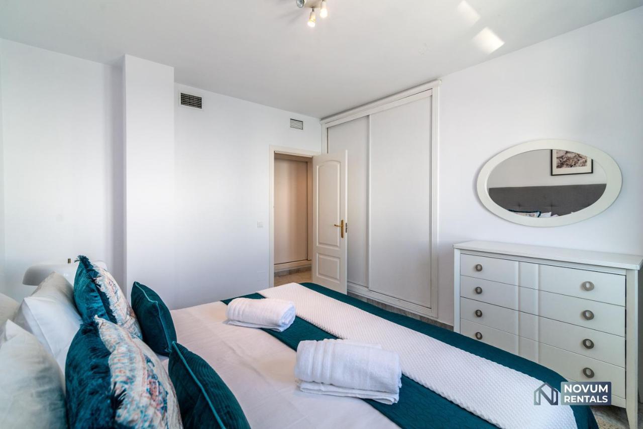 Puerto Banus Finest 2-Bdrm Apt - 50 Metres To Beach Marbella Bagian luar foto